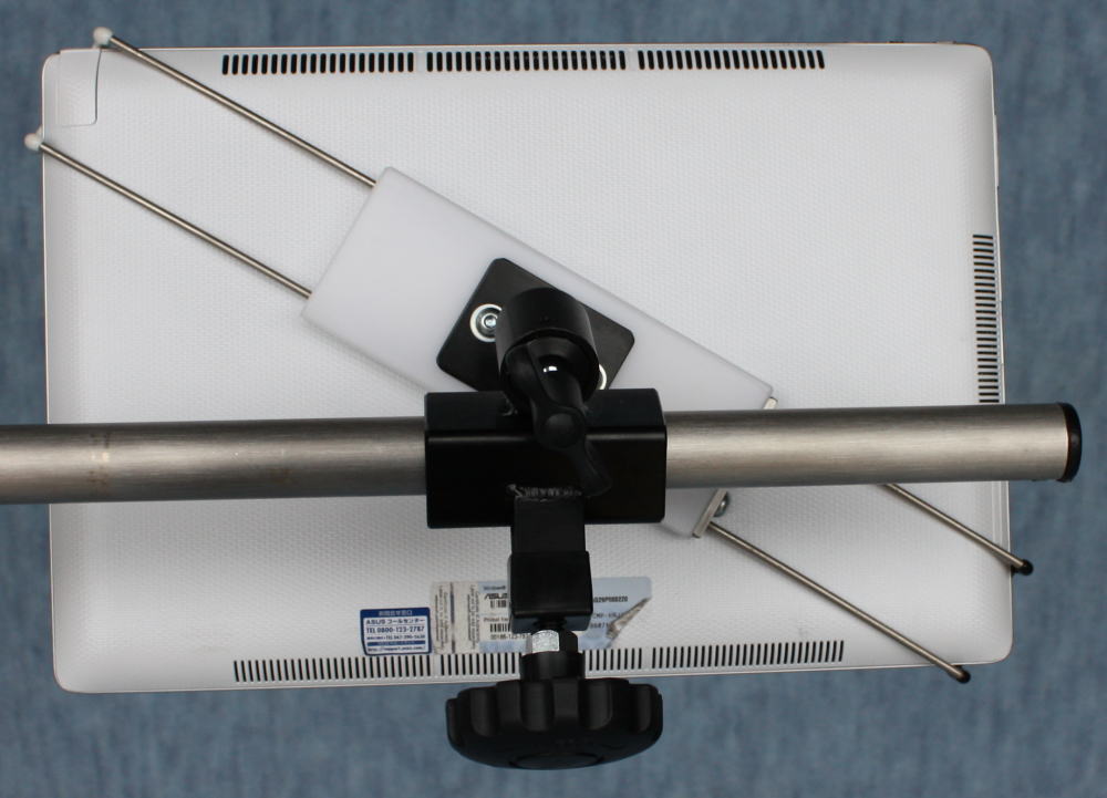 ＡＳＵＳ　Ｂ１２１